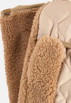 Teddy Handschuhe in einem Materialmix