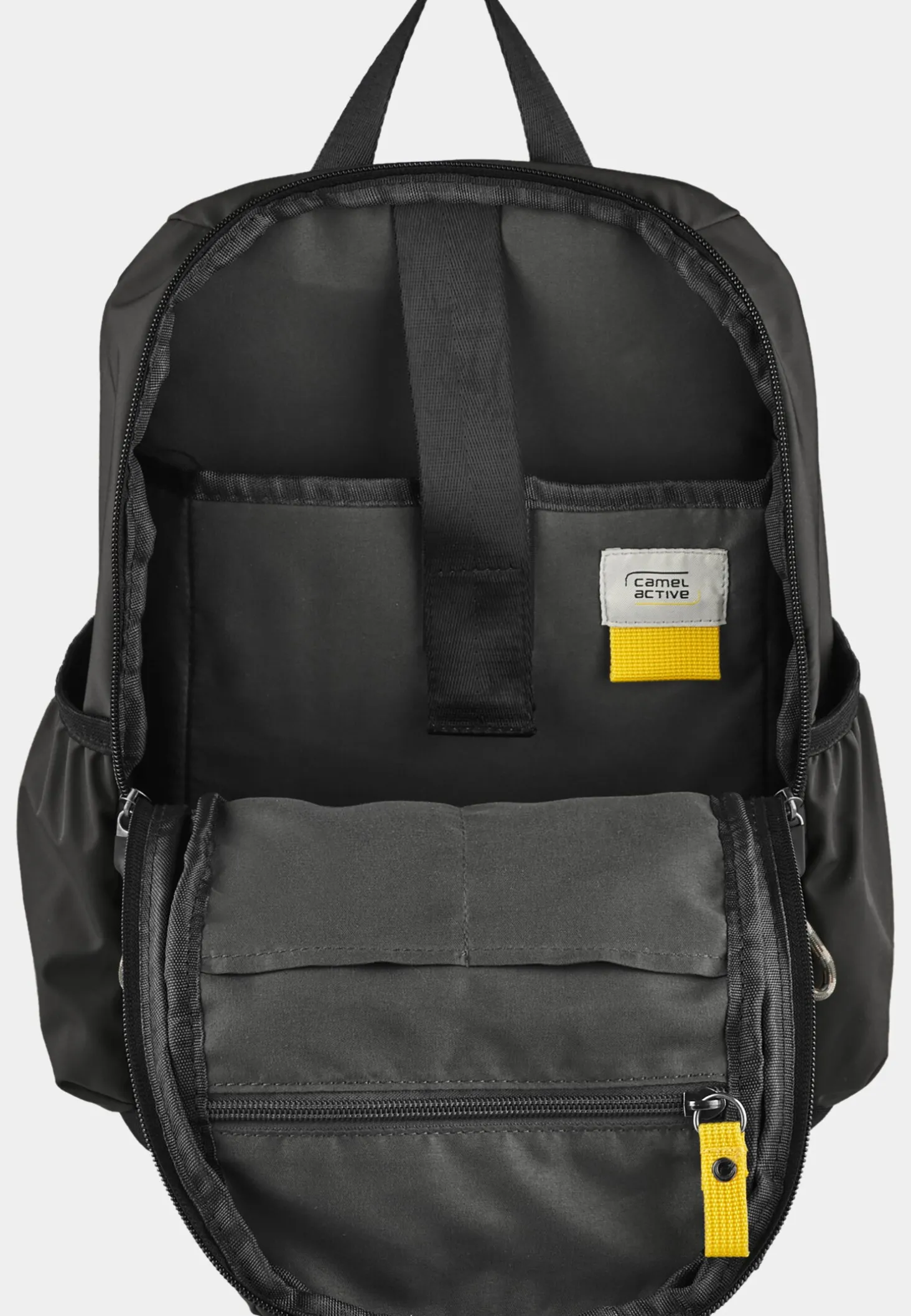 TERRA Backpack aus recyceltem Nylon