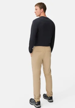 Thermo Chino aus reiner Baumwolle mit Polyesterfutter