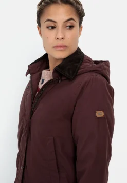 Wachsjacke mit abnehmbarer Kapuze